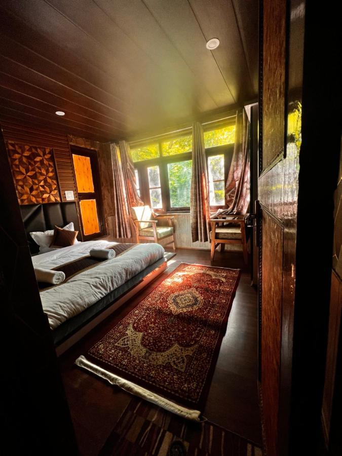 Lands End Resort Anantnag Bagian luar foto