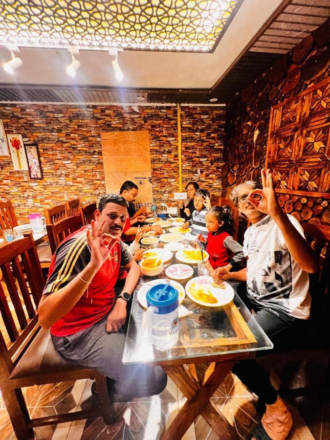 Lands End Resort Anantnag Bagian luar foto
