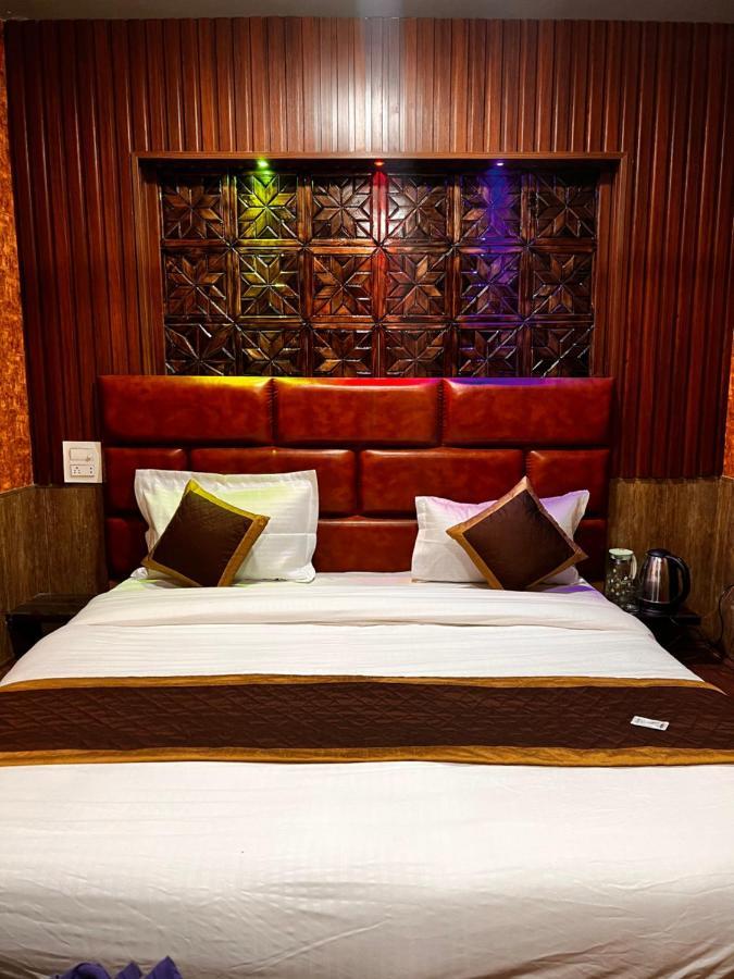 Lands End Resort Anantnag Bagian luar foto